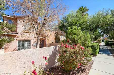 53 Belle Essence Ave Las Vegas, NV 89123