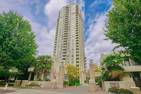 4333 Central Boulevard #2102 Burnaby, BC V5H 4W8