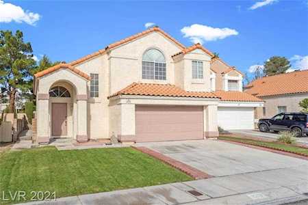 2753 Barrington Circle Las Vegas, NV 89117