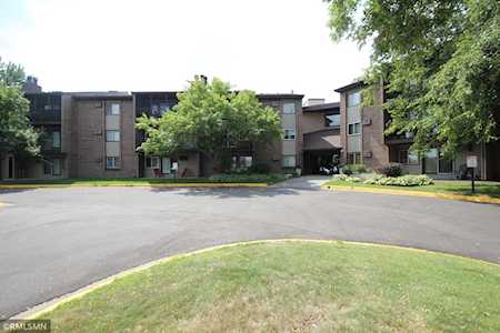 3420 Golfview Drive #210 Eagan, MN 55123