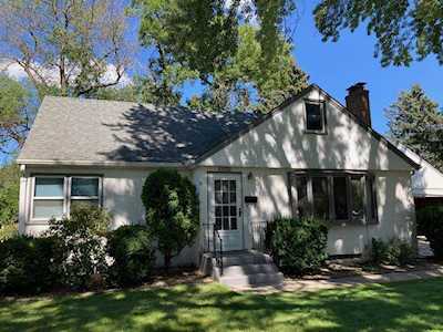 1433 Belmont Lane W Roseville, MN 55113