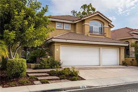 29 Calle Cabrillo Ave Lake Forest, CA 92610