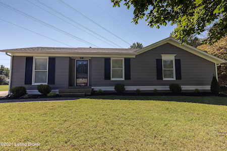 8600 Laverne Dr Louisville, KY 40299