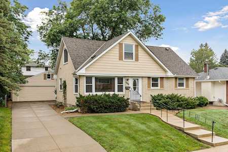 2250 Edgebrook Avenue Saint Paul, MN 55119