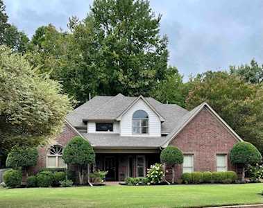 8246 Stone Valley Cv Memphis, TN 38018
