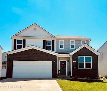 251 St Regis Dr Shelbyville, KY 40065