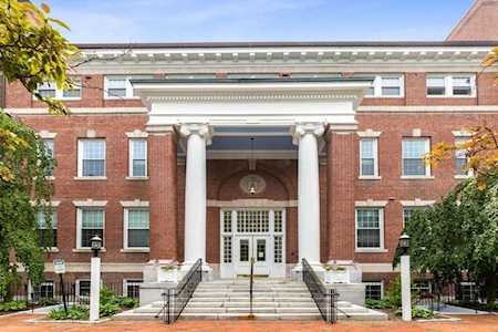 52 Sanborn Street #102 Reading, MA 01867