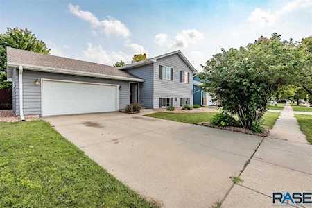4432 W Antelope Dr Sioux Falls, SD 57107