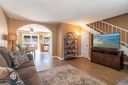 9658 Pettswood Dr #2 Huntington Beach, CA 92646