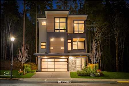 42386 216th Place SE Issaquah, WA 98029