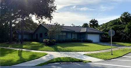 2901 NW 24th Terrace Boca Raton, FL 33431