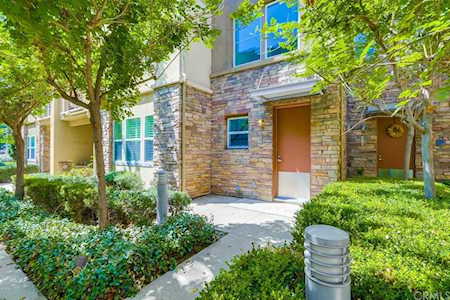 229 E Jeanette Ln Santa Ana, CA 92705