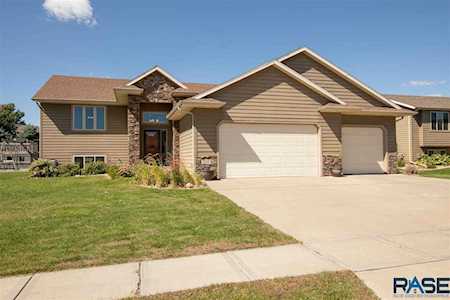 209 S Sunshine Ave Brandon, SD 57005