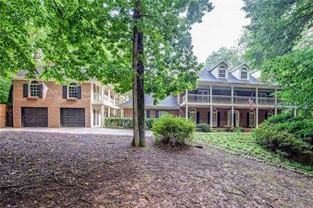 9735 Huntcliff Trace Sandy Springs, GA 30350