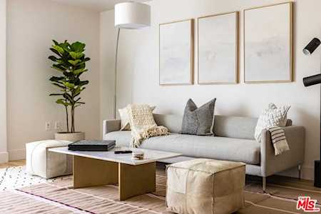 724 N Croft Ave #104 Los Angeles, CA 90069