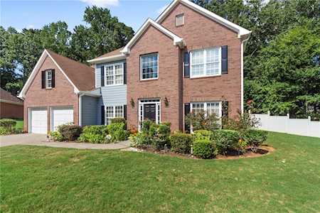 1101 Turkey Run Ct SW Lilburn, GA 30047