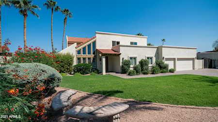 8039 N Via De Lago Scottsdale, AZ 85258