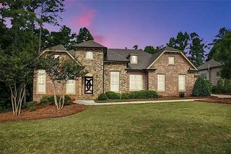 98 Cuthbert Ln Acworth, GA 30101