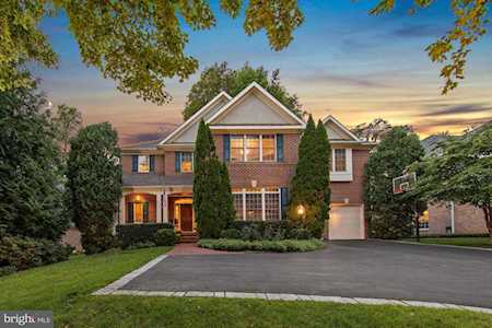 6723 Landon Ln Bethesda, MD 20817