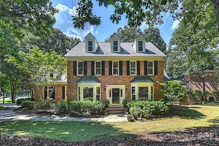 2616 Oakmeade Dr Charlotte, NC 28270