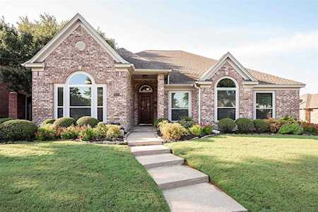 8604 Castle Creek Court North Richland Hills, TX 76182