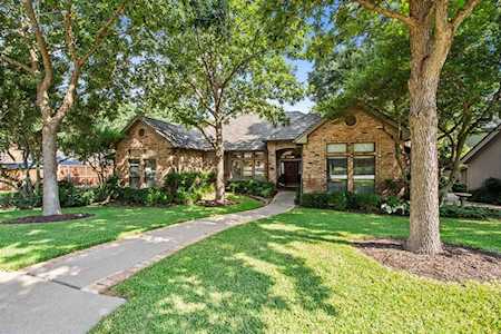 2015 Misty Creek Drive Arlington, TX 76017