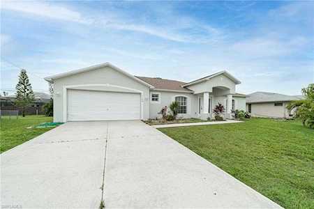 1106 SW 40th Terrace Cape Coral, FL 33914