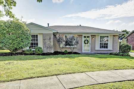 6803 Blackhorse Dr Louisville, KY 40291