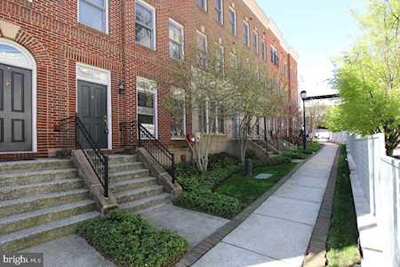 10 Cobble Hill Ct Wheaton, MD 20902