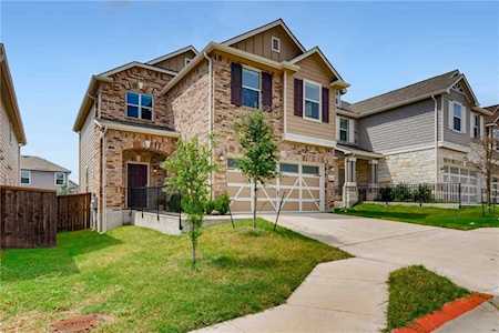 9004 Pin Brush DR Austin, TX 78748