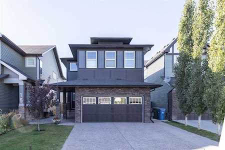 11 Cougar Ridge Green SW Calgary, AB T3H 0S5