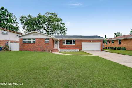 8519 Lamanto Ave Jacksonville, FL 32211