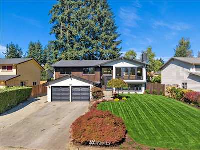 2517 Valley Circle Dr Bothell, WA 98012