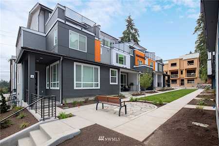 14517 1st Ave NE #A Shoreline, WA 98155