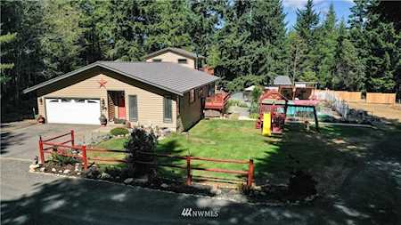 9896 NW Applewood Ln Bremerton, WA 98312