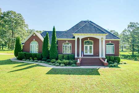 4012 Shady Oak Ln Iron City, TN 38463