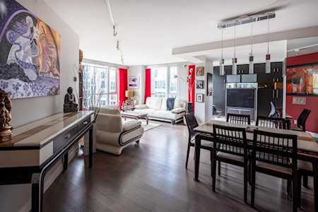 388 Drake Street #601 Vancouver, BC V6B 6A8