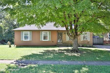 7010 Bartlett Rd Louisville, KY 40218