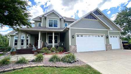 14091 Clearview Drive Shakopee, MN 55379