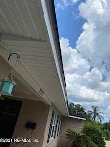 5327 River Forest Dr Jacksonville, FL 32211