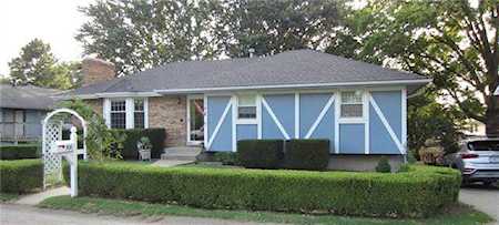 306 N 82nd Terrace Kansas City, KS 66112