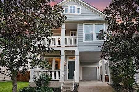 2709 Kinney Oaks CT Austin, TX 78704