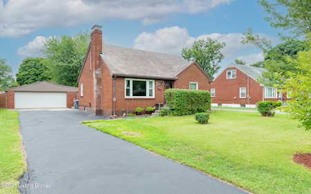 7721 Carnation Dr Louisville, KY 40258