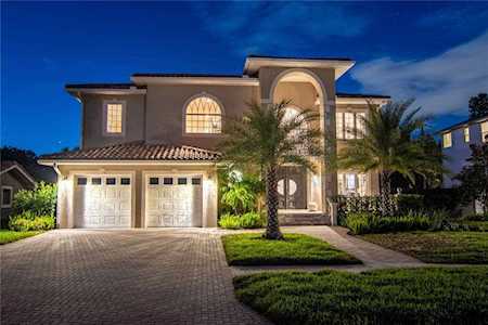 381 Belleair Dr NE St. Petersburg, FL 33704