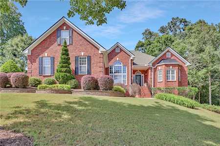 1616 Holly Ridge Dr Loganville, GA 30052