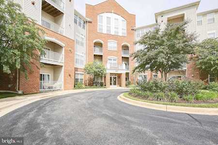 2610 Chapel Lake Dr #401 Gambrills, MD 21054