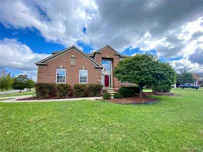 4760 Sherstone Ct Canton Twp, MI 48188
