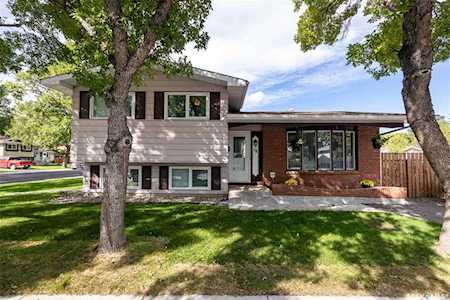 58 Sibbald Crescent Regina, SK S4T 7L7