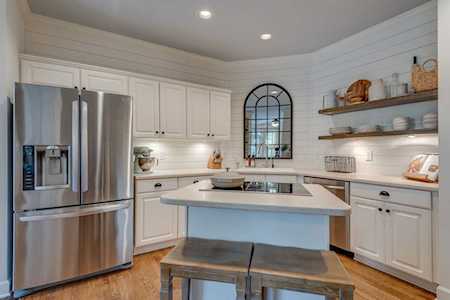 641 Old Hickory Blvd Brentwood, TN 37027