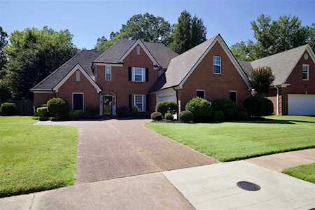203 Walnut Gardens Dr Memphis, TN 38018